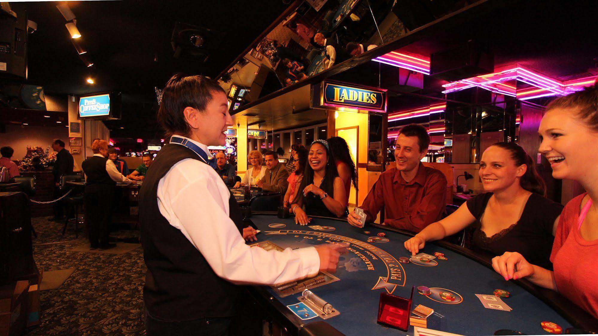 Winners Inn Casino Уинемюка Екстериор снимка